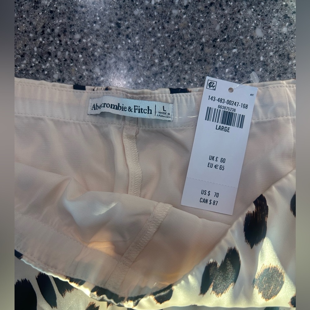 Abercrombie & Fitch Cream and Brown Animal Print Mini Skirt with Lace Trim - Picture 3 of 4